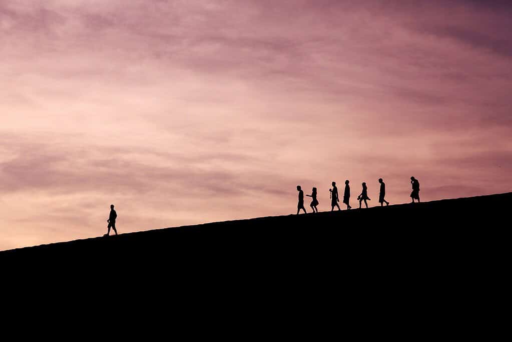 reasons leading people is hard